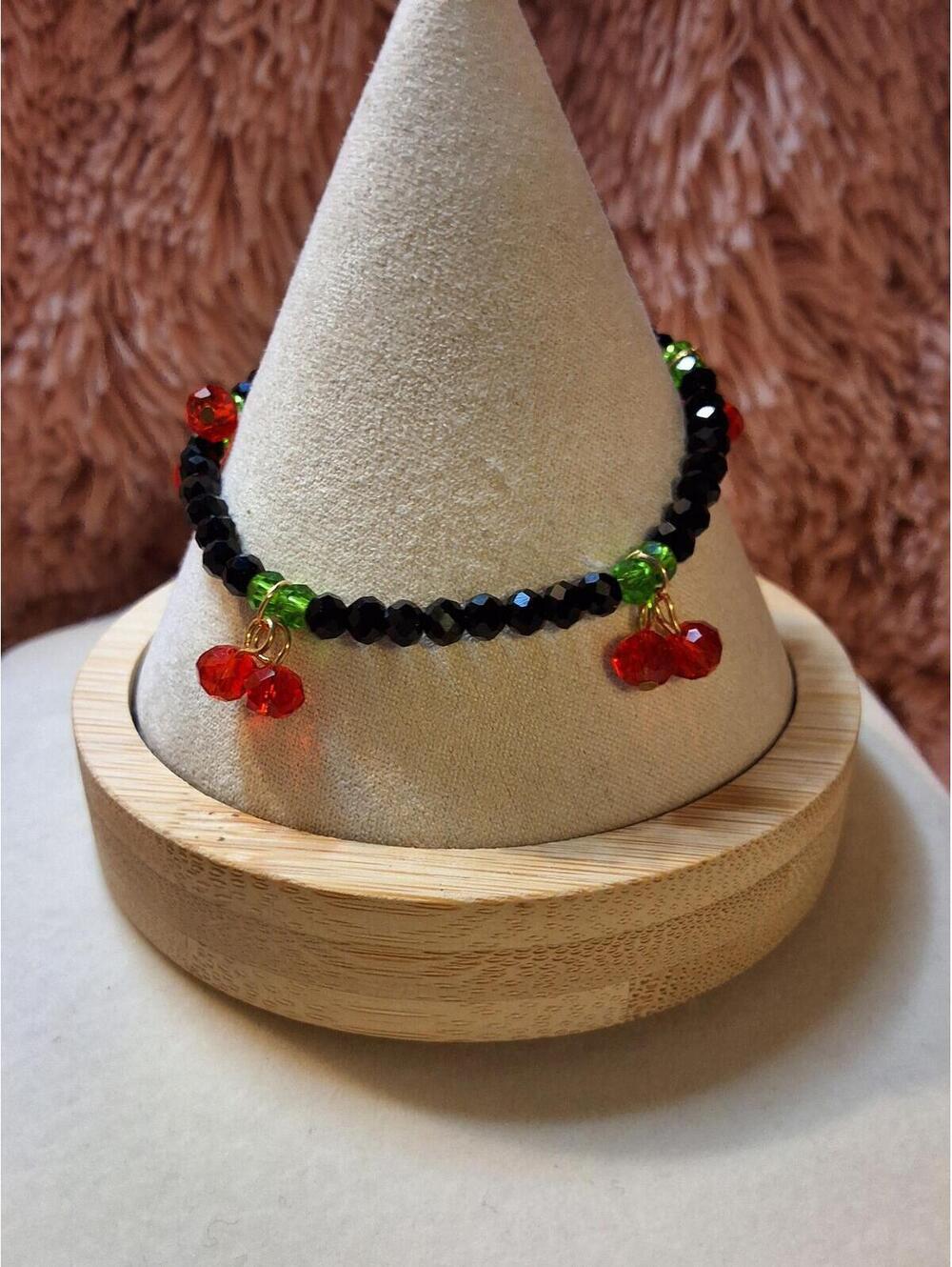 BLACK BEAD STRETCH CHERRY BRACELET